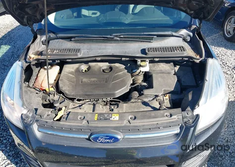 2013 Ford Escape Se z USA, uszkodzony, nr VIN 1FMCU9G92DUB33136